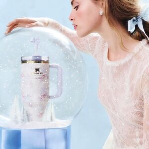 The Stanley X LoveShackFancy Holiday Quencher | 40 OZ - Rosa Beaux Blue